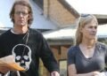 Robie Uniacke Privatleben & Karriere: Der Mann hinter Rosamund Pike